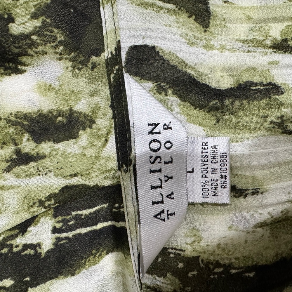 Alison Taylor Green and White Ruffled Blouse size L - Picture 7 of 13